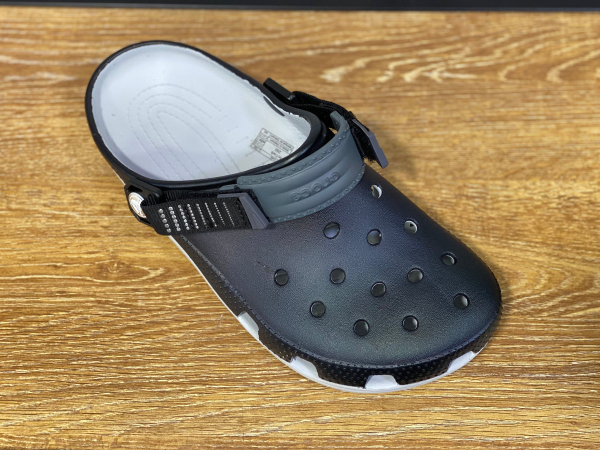 CROCS classic turbo clog noir et gris